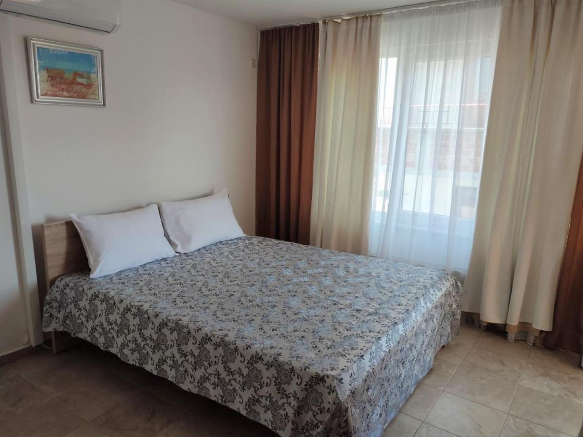 Veda Guest House Pomorie Buitenkant foto