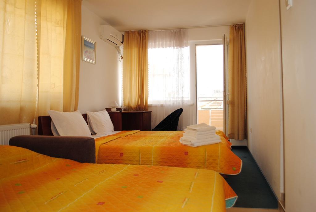 Veda Guest House Pomorie Buitenkant foto