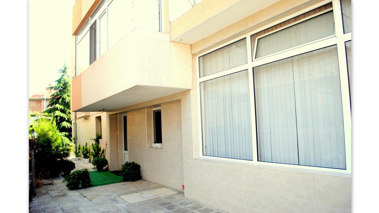 Veda Guest House Pomorie Buitenkant foto