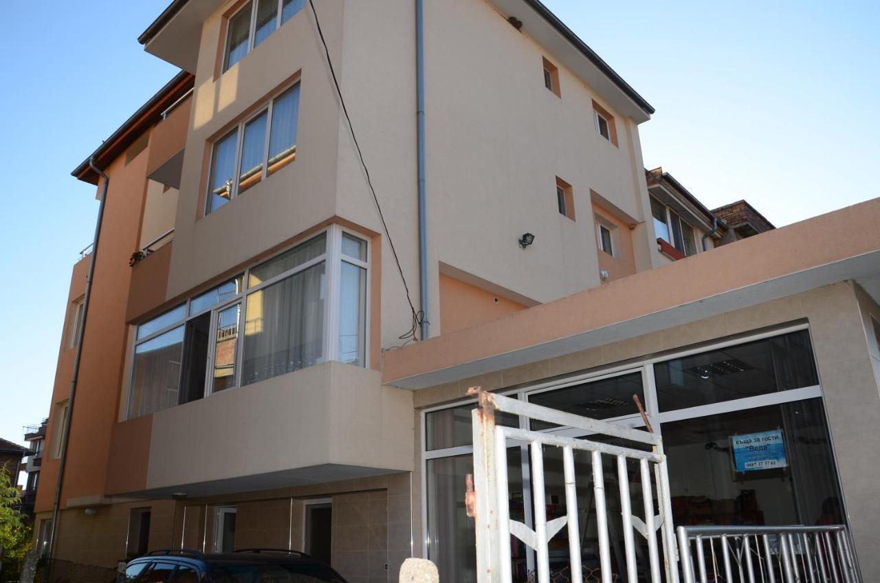 Veda Guest House Pomorie Buitenkant foto