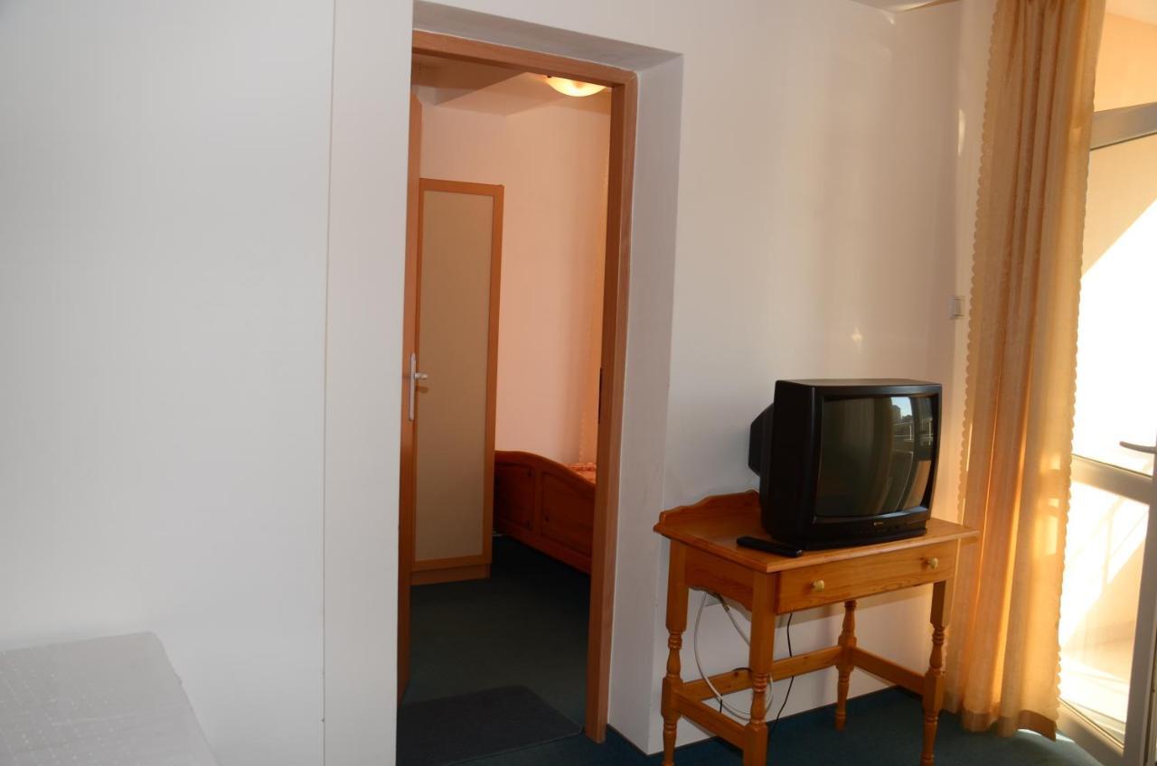 Veda Guest House Pomorie Buitenkant foto